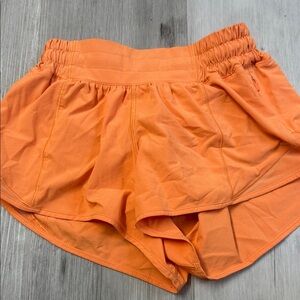 Lululemon Hottie Hots 2.5 inch